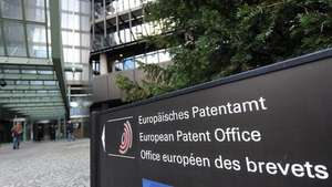 Avrupa Patent Ofisi Girişinde Yer Alan Tabela