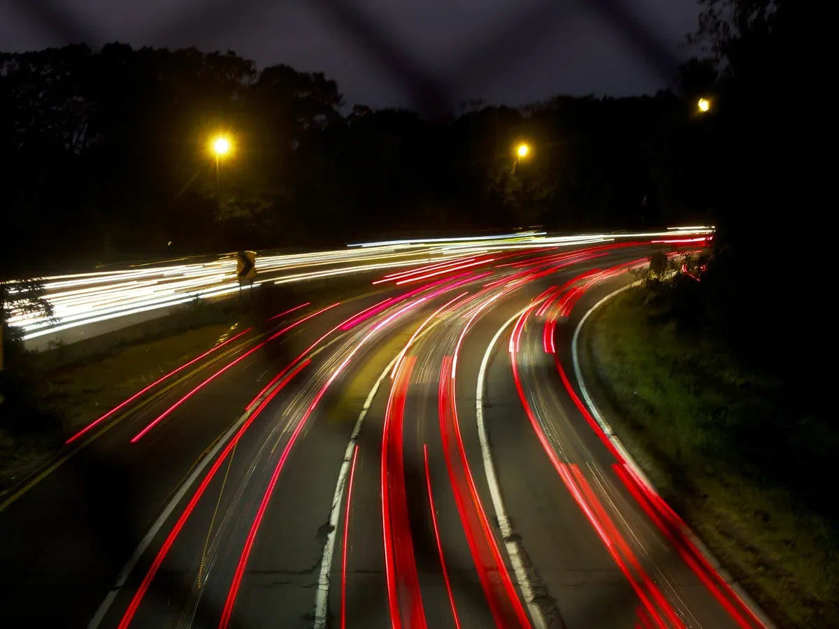 Blurred city street / Blurred city street